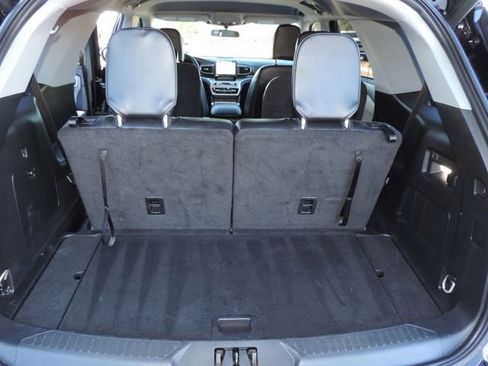 Used 2023 Ford Explorer XLT w/ Equipment Group 202A image 16