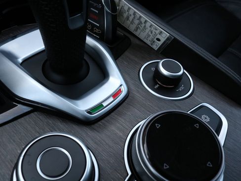 Used 2021 Alfa Romeo Giulia Ti w/ Nero Edizione image 37