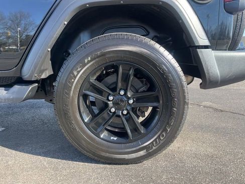 Used 2021 Jeep Wrangler Unlimited Sport image 30