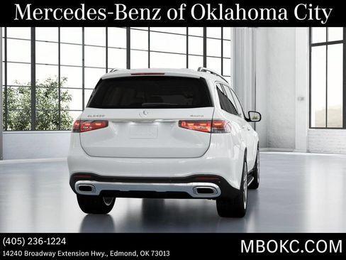 Used 2026 Mercedes-Benz GLS 450 4MATIC image 25