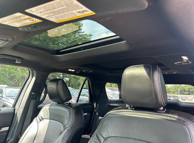 Used 2018 Ford Explorer Limited AWD/4WD image 22