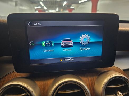 Used 2019 Mercedes-Benz C 300 4MATIC Sedan image 34