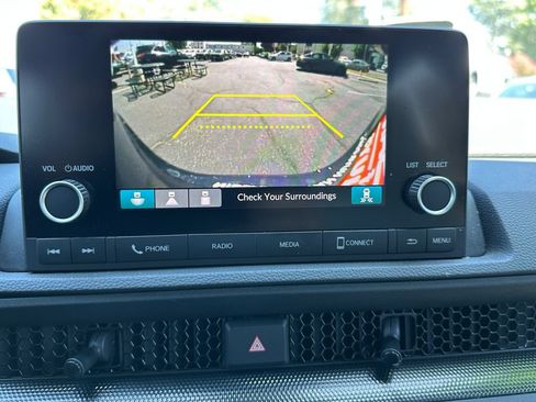Used 2023 Honda CR-V EX image 31