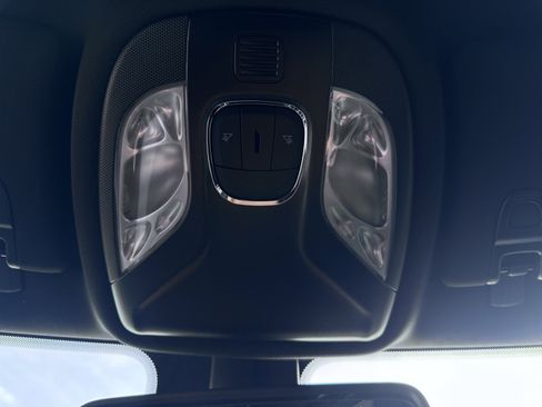 New 2026 Jeep Compass Latitude image 21