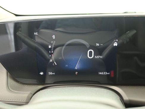 Used 2024 Buick Encore GX Sport Touring FWD image 11