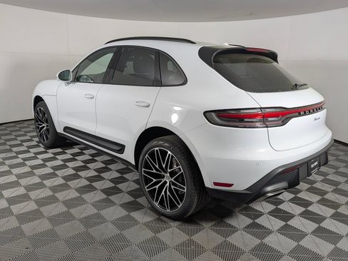 New 2026 Porsche Macan image 3