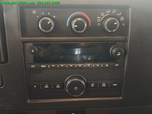 Used 2019 Chevrolet Express 2500 w/ Driver Convenience Package RWD image 18