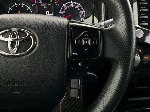 Used 2021 Toyota 4Runner SR5 image 34