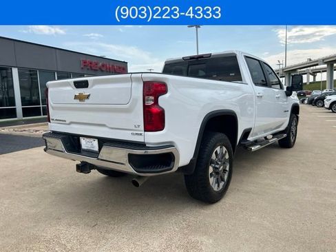 Used 2024 Chevrolet Silverado 2500 LT AWD/4WD image 14