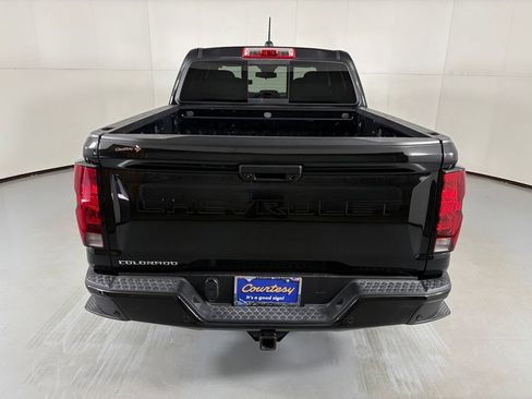 Certified 2024 Chevrolet Colorado Trail Boss w/ Advanced Trailering Package AWD/4WD image 8