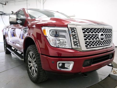 Used 2017 Nissan Titan Platinum Reserve AWD/4WD image 40