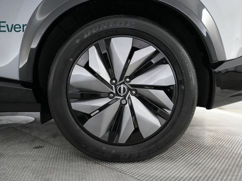 Used 2024 Nissan Ariya AWD image 19