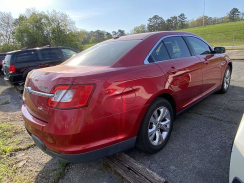 Used 2012 Ford Taurus SEL image 2