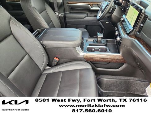 Used 2025 GMC Sierra 1500 Elevation w/ Elevation Premium Package RWD image 14