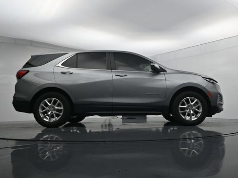Used 2023 Chevrolet Equinox LT w/ Driver Convenience Package FWD image 39