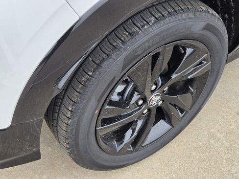 New 2026 Buick Encore GX Sport Touring w/ Advanced Technology Package FWD image 6
