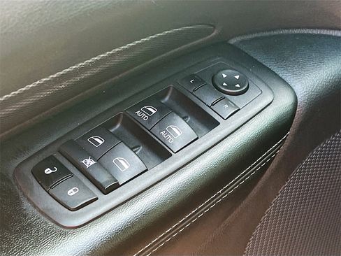 Used 2022 Dodge Durango GT image 17