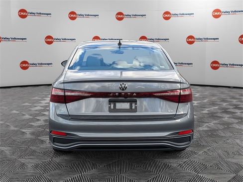 New 2026 Volkswagen Jetta SE image 6