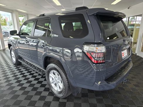 Certified 2024 Toyota 4Runner SR5 Premium w/ Moonroof Package AWD/4WD image 5