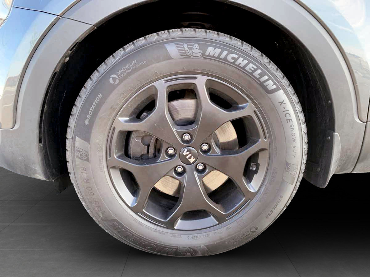 Used 2020 Kia Telluride EX AWD/4WD image 10