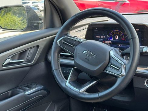 Used 2024 Chevrolet Traverse LT w/ Midnight/Sport Edition AWD/4WD image 14