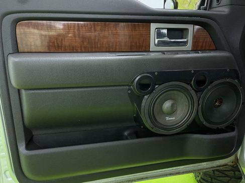 Used 2010 Ford F150 Lariat image 15