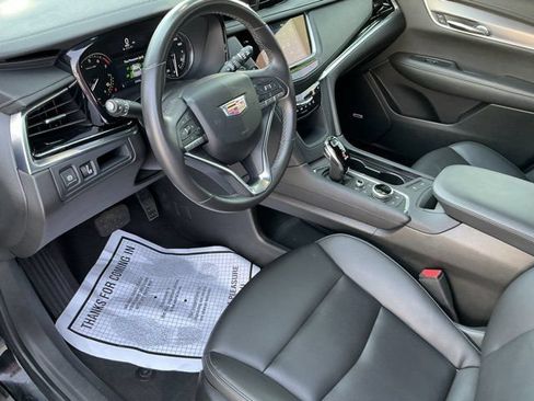 Used 2024 Cadillac XT6 Luxury w/ LPO, Floor Liner Package AWD/4WD image 17