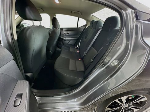 Used 2023 Nissan Sentra SV image 30