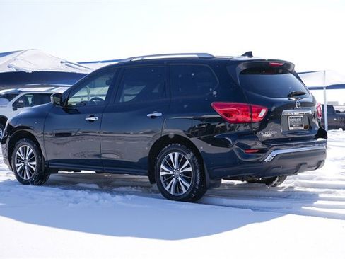 Used 2020 Nissan Pathfinder SL image 6