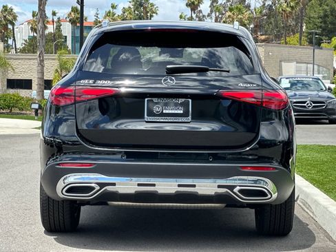 Certified 2026 Mercedes-Benz GLC 300 4MATIC image 4