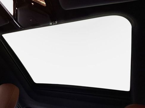 Used 2023 BMW M3 w/ Executive Package image 21