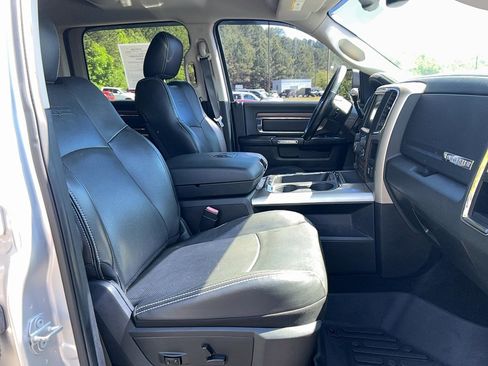 Used 2017 RAM 2500 Laramie w/ Sport Appearance Group AWD/4WD image 25