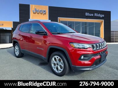 Used 2025 Jeep Compass Latitude w/ Sun & Sound Group