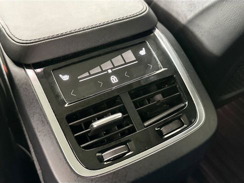 Certified 2023 Volvo XC90 B6 Plus w/ Protection Package Premier image 26