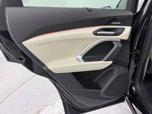 New 2025 Audi Q5 Premium Plus image 25