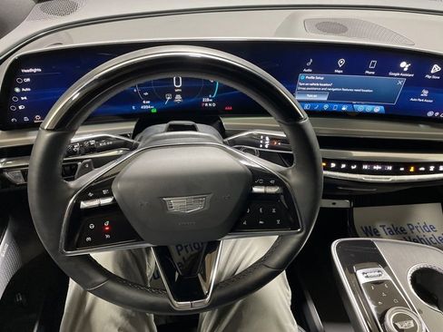 Used 2024 Cadillac Lyriq Luxury image 27