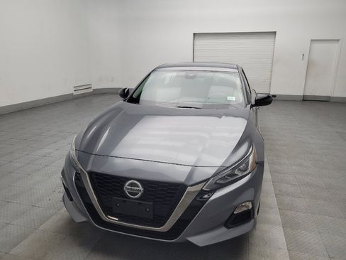 Used 2022 Nissan Altima 2.5 SR image 15