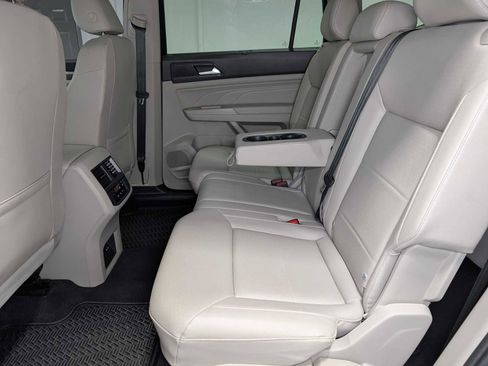 Used 2023 Volkswagen Atlas SEL AWD/4WD image 24