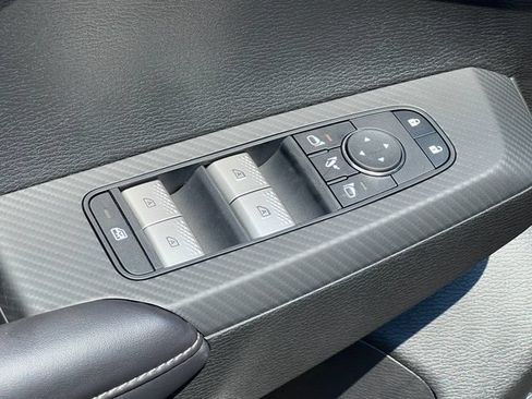 New 2026 Nissan Rogue SL AWD/4WD image 16