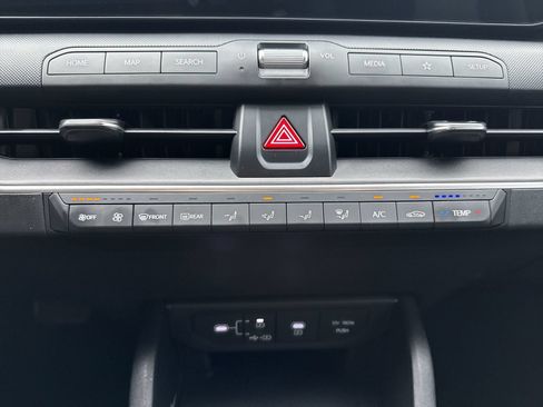 Used 2025 Kia K4 FWD image 18