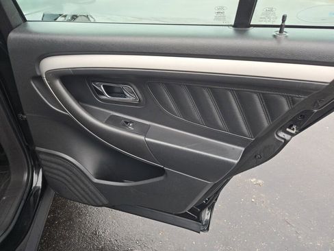 Used 2015 Ford Taurus SEL w/ Equipment Group 201A image 8