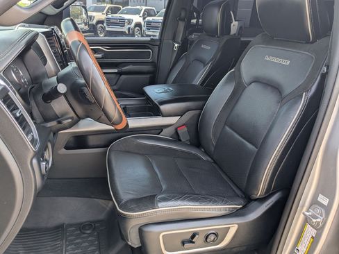 Used 2020 RAM 1500 Laramie AWD/4WD image 15