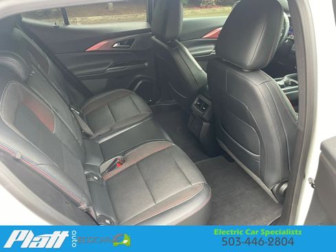 Used 2024 Chevrolet Equinox EV RS FWD image 44