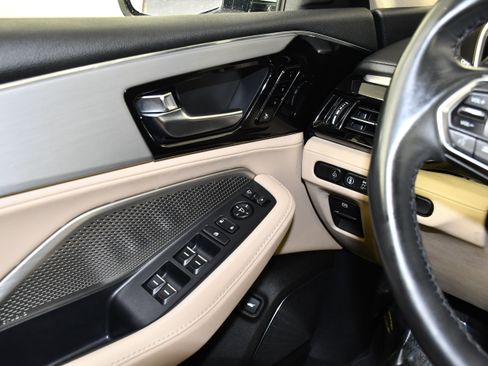 Certified 2024 Acura MDX SH-AWD w/ Technology Package image 32