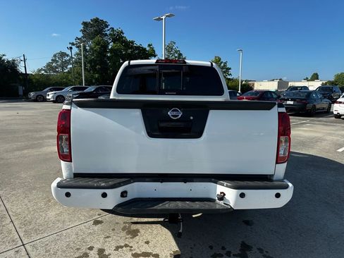 Used 2018 Nissan Frontier PRO-4X AWD/4WD image 6