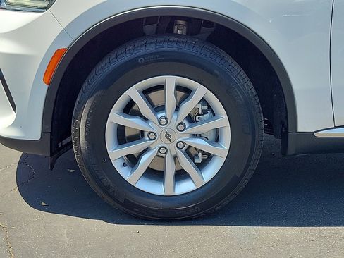 Used 2023 Dodge Durango SXT image 26
