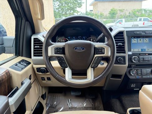 Used 2018 Ford F150 Lariat AWD/4WD image 39