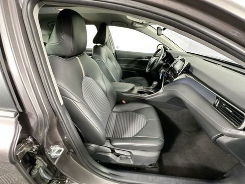 Used 2024 Toyota Camry SE image 26