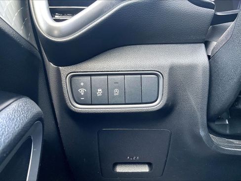 Used 2023 Kia Soul LX FWD image 32