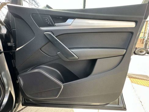 Used 2018 Audi Q5 2.0T Premium Plus image 29